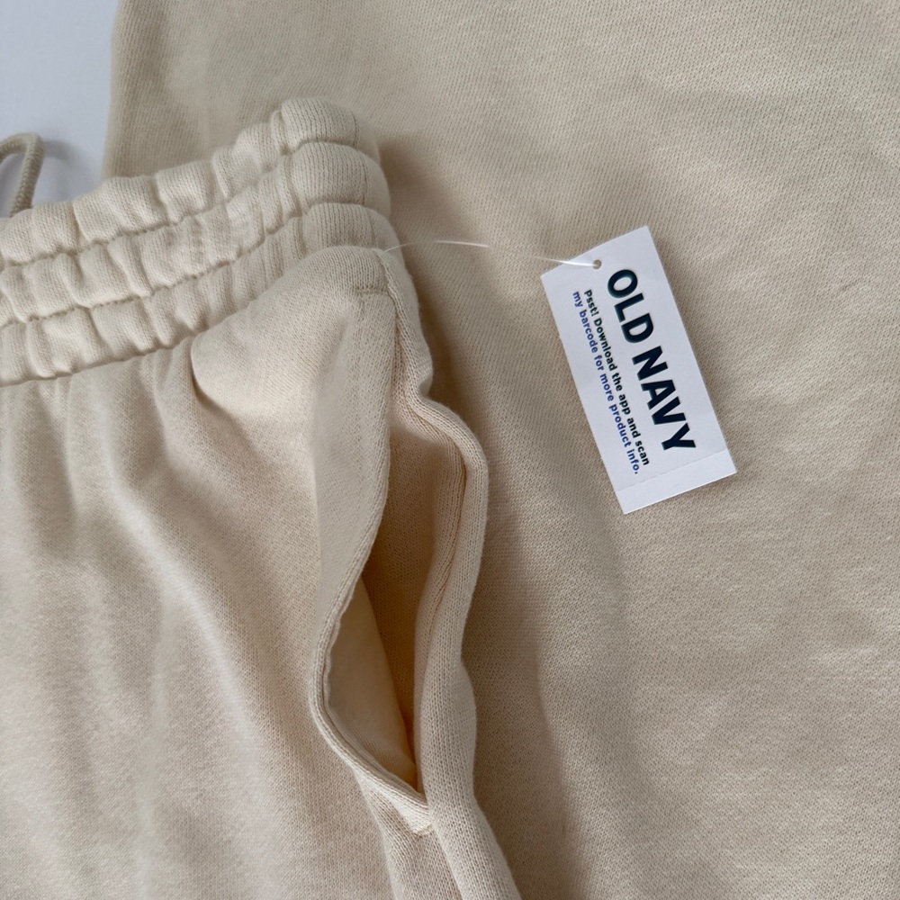 Old Navy High Waisted So Comfy Wide-Leg Sweatpants - Picture 4 of 7